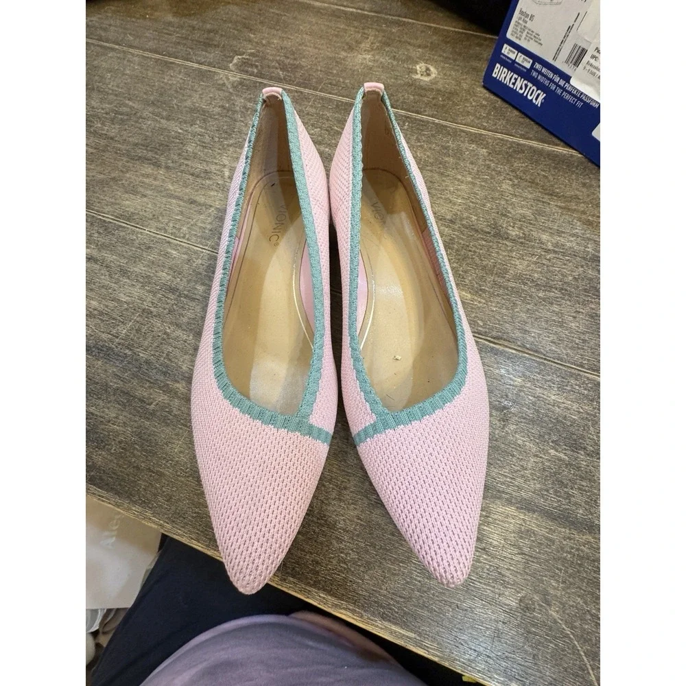 Vionic Pastel Pink Mesh Flat with Mint Trim - Picture 2 of 11